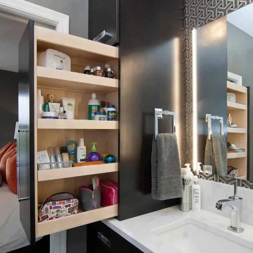 clever pull-out storage in a tight layout