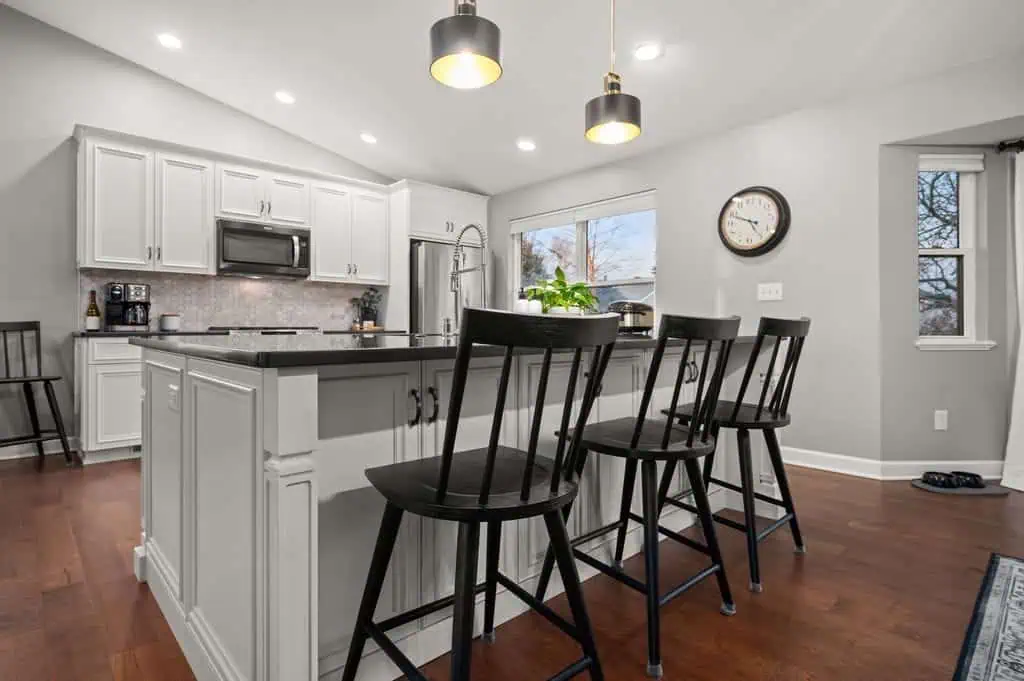 comfortable breakfast bar for additional prep area