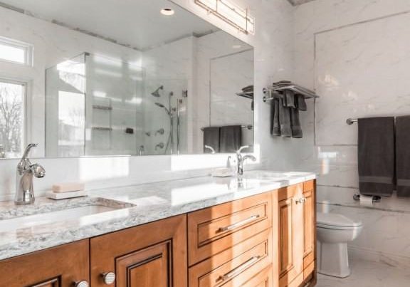 luxurious-master-bathroom-renovation-in-aurora